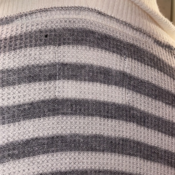 Long sleeve gray and white colored striped shirt. - Picture 13 of 16